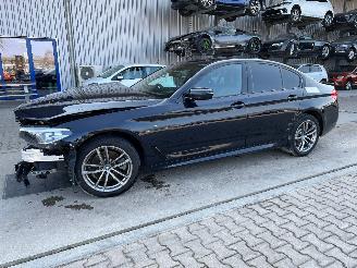 dañado remolque BMW 5-serie 520d 2020/4