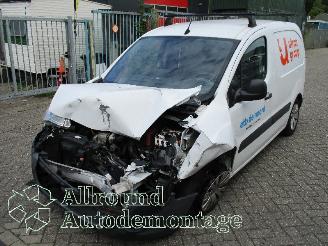 damaged commercial vehicles Citroën Berlingo Berlingo Van 1.6 Hdi, BlueHDI 75 (DV6ETED(9HN)) [55kW]  (07-2010/06-20=
18) 2014/12
