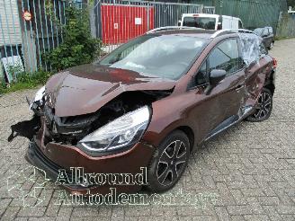 damaged passenger cars Renault Clio Clio IV Estate/Grandtour (7R) Combi 5-drs 0.9 Energy TCE 90 12V (H4B-4=
00(H4B-A4)) [66kW]  (01-2013/...) 2014