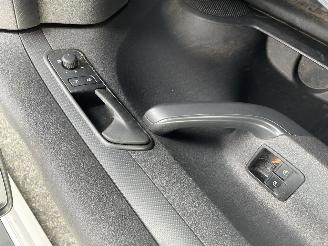 Volkswagen Caddy maxi 2.0 TDI 140pk automaat picture 24