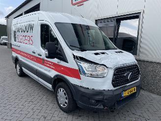 damaged commercial vehicles Ford Transit 310 2.0 TDCI L2H2 ambiente 2018/2