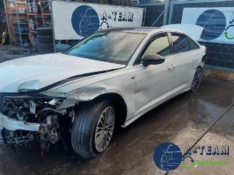 damaged passenger cars Audi A6 A6 (C8), Sedan, 2018 2.0 16V 55 TFSI E Quattro 2021/4