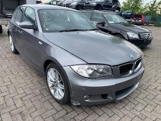 BMW 1-serie 116 I picture 1