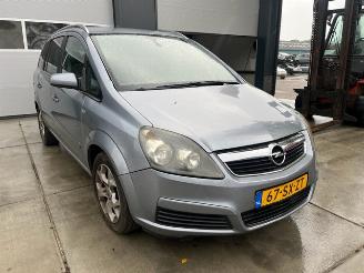 Opel Zafira 1.9 cdti picture 1