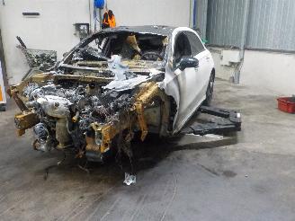 damaged passenger cars Mercedes A-klasse A (177.0) Hatchback 2.0 A-250 Turbo 16V (M260.920) [165kW]  (03-2018/1=
2-2025) 2018/1