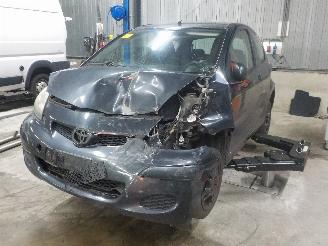 Coche accidentado Toyota Aygo Aygo (B10) Hatchback 1.0 12V VVT-i (1KR-FE) [50kW]  (07-2005/05-2014) 2009/9
