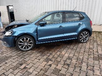 Volkswagen Polo Polo V (6R) Hatchback 1.2 TSI 16V BlueMotion Technology (CJZC(Euro 6))=
 [66kW]  (02-2014/10-2017) picture 4