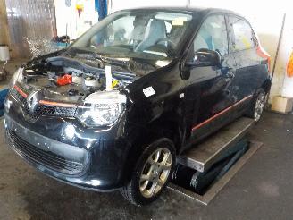 disassembly passenger cars Renault Twingo Twingo III (AH) Hatchback 5-drs 1.0 SCe 70 12V (H4D-400(H4D-A4)) [52kW=
]  (09-2014/...) 2015/11