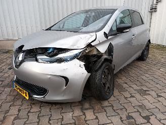 krockskadad bil auto Renault Zoé Zoé (AG) Hatchback 5-drs 65kW (5AQ-601) [65kW]  (06-2012/...) 2014/9