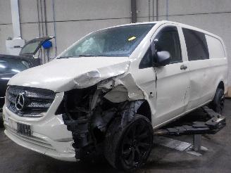 Vaurioauto  passenger cars Mercedes Vito Vito (447.6) Van 1.6 111 CDI 16V (OM622.951(R9M-503)) [84kW]  (10-2014=
/...) 2016