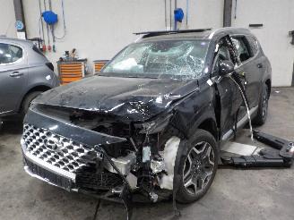 Salvage car Hyundai Santa Fe Santa Fe IV SUV 1.6 T-GDI Hybrid (G4FT) [169kW]  (08-2020/...) 2021/10