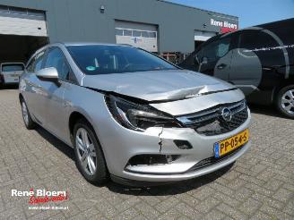 Opel Astra 1.6 CDTI Innovation Navi 110pk picture 2
