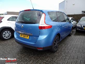Damaged car Renault Scenic 1.2 TCE Privilege 7persoons 116pk 2012/10