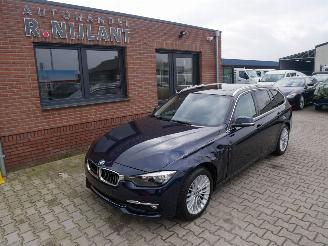 uszkodzony samochody osobowe BMW 3-serie 320 touring xdrive 2017/3