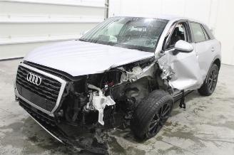 uszkodzony samochody ciężarowe Audi Q2  2017/12