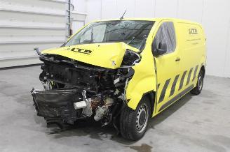 skadebil auto Peugeot Expert  2021/7