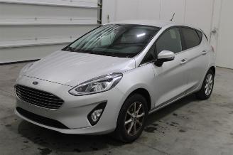 dommages fourgonnettes/vécules utilitaires Ford Fiesta  2021/5