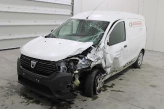 damaged passenger cars Dacia Dokker  2019/11