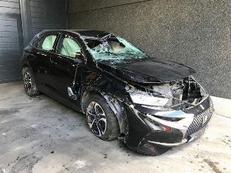 damaged passenger cars Citroën DS 7 Crossback Hatchback 2018 1.5 BlueHDI 130 Hatchback  Diesel 1.499cc 96kW (131pk) FWD 2018/4