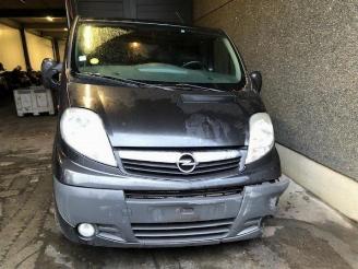 škoda dodávky Opel Vivaro  2012/4
