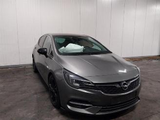 uszkodzony samochody osobowe Opel Astra Astra K, Hatchback 5-drs, 2015 / 2022 1.5 CDTi 105 12V 2021/6