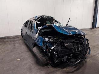 uszkodzony samochody osobowe Renault Arkana Arkana (RJLL), SUV, 2020 1.3 TCe 140 16V 2023/6