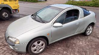 Damaged car Opel Tigra 1998 1.4 16v X14XE Grijs Z150 onderdelen 1998/8
