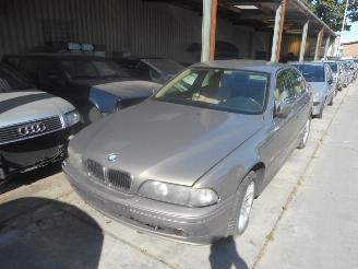 damaged commercial vehicles BMW 5-serie 5 serie (E39) 5231 2002/1
