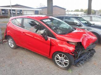 damaged passenger cars Ford Fiesta  2017/2
