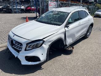 Salvage car Mercedes GLA  2019/1