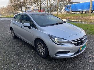 Schadeauto Opel Astra 1.0 Online Edition 2018 NAVI! 88.000 KM NAP! 2018/5