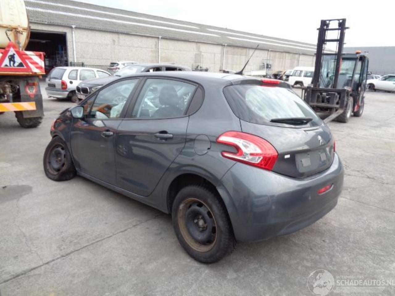 Peugeot 208 1.4  HDI  ACTIVE