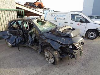 uszkodzony samochody osobowe Volkswagen Golf 1.2 TSI CYVA 2015/2