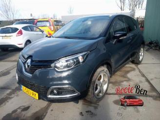 uszkodzony samochody osobowe Renault Captur Captur (2R), SUV, 2013 1.2 TCE 16V EDC 2014/10