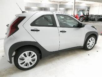 Toyota Aygo 1.0 X picture 9