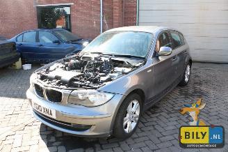 krockskadad bil auto BMW 1-serie E87 116d \'10 2010/2