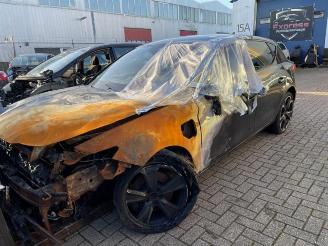 Voiture accidenté Cupra Leon Leon (KLCB), Hatchback, 2020 1.4 TSI e-Hybrid 16V 2021