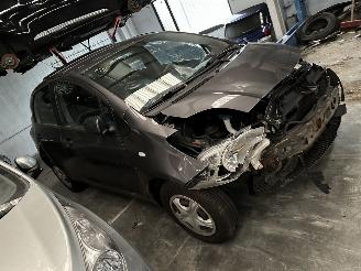 rozbiórka samochody osobowe Toyota Yaris  2009/8