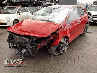 damaged passenger cars Hyundai I-30 i30 (PDEB5/PDEBB/PDEBD/PDEBE), Hatchback, 2016 1.0 T-GDI 12V 2021/4