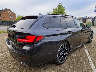 BMW 5-serie 520e M Sport touring Plug-In hybride * Panorama schuifdak * Ambiente * Live Cockpit Prof. * LED * Leren Sportstoelen *DAB * picture 4