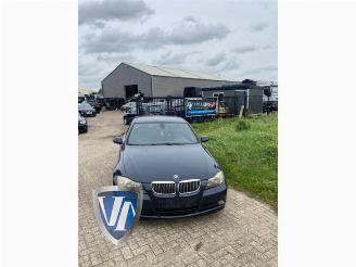 Voiture accidenté BMW 3-serie 3 serie (E90), Sedan, 2005 / 2011 325i 24V 2005/4