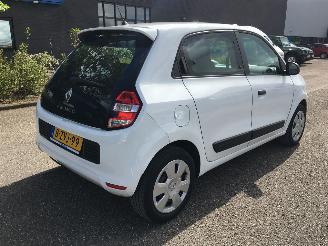 Renault Twingo 5drs airco picture 5