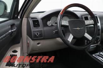 Chrysler 300 C 300 C, Sedan, 2004 / 2014 5.7 V8 Hemi picture 5